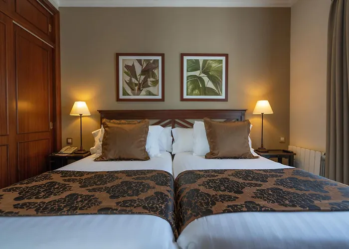 Laguna Nivaria & 4* San Cristóbal de La Laguna