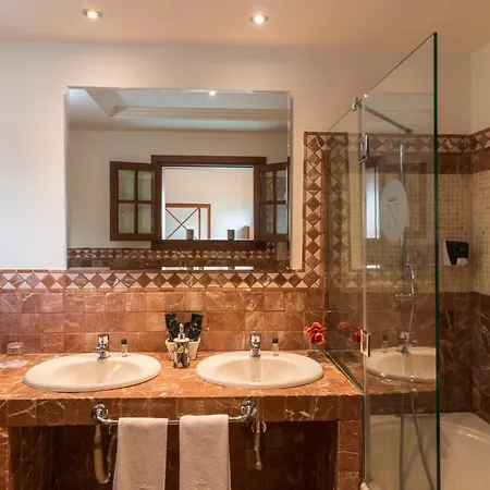 Laguna Nivaria & 4* La Laguna (Tenerife)
