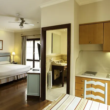 Отель Laguna Nivaria & 4*