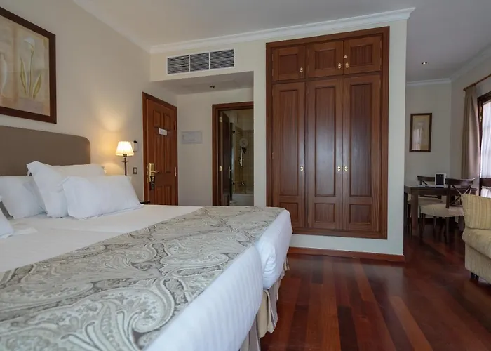 Hotel Laguna Nivaria &